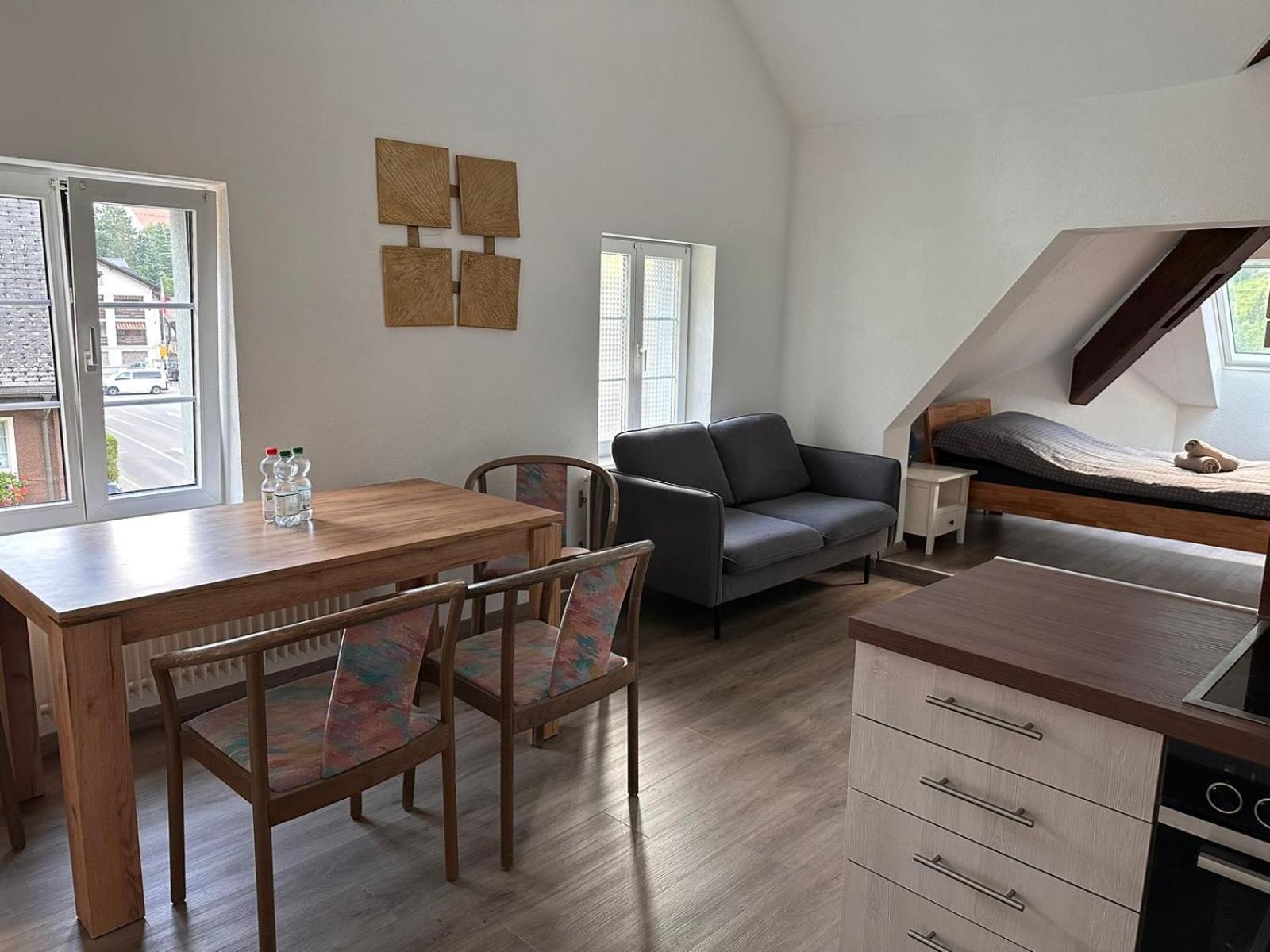 Ferienregion Andermatt - Wohnung In Вассен Экстерьер фото